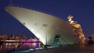 Yacht