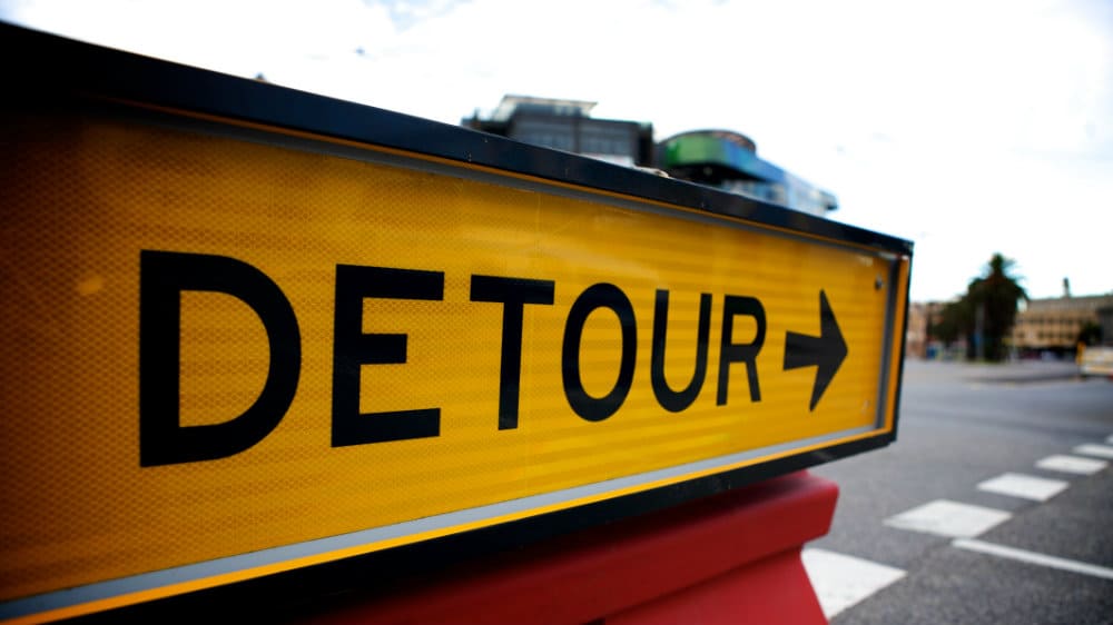 Detour: Sign To Avoid